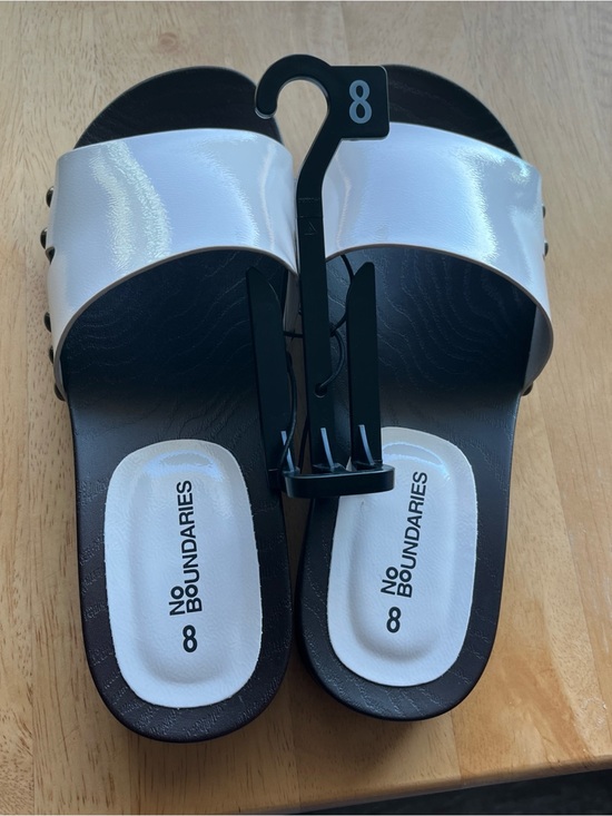 No Boundaries Shoes - No Boundaries Women's Studded Wooden Clog Sandals, Size 8